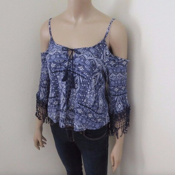 Hollister Womens Cold Shoulder Fringe Printed Peasant Top Size Small - Picture 2 of 4